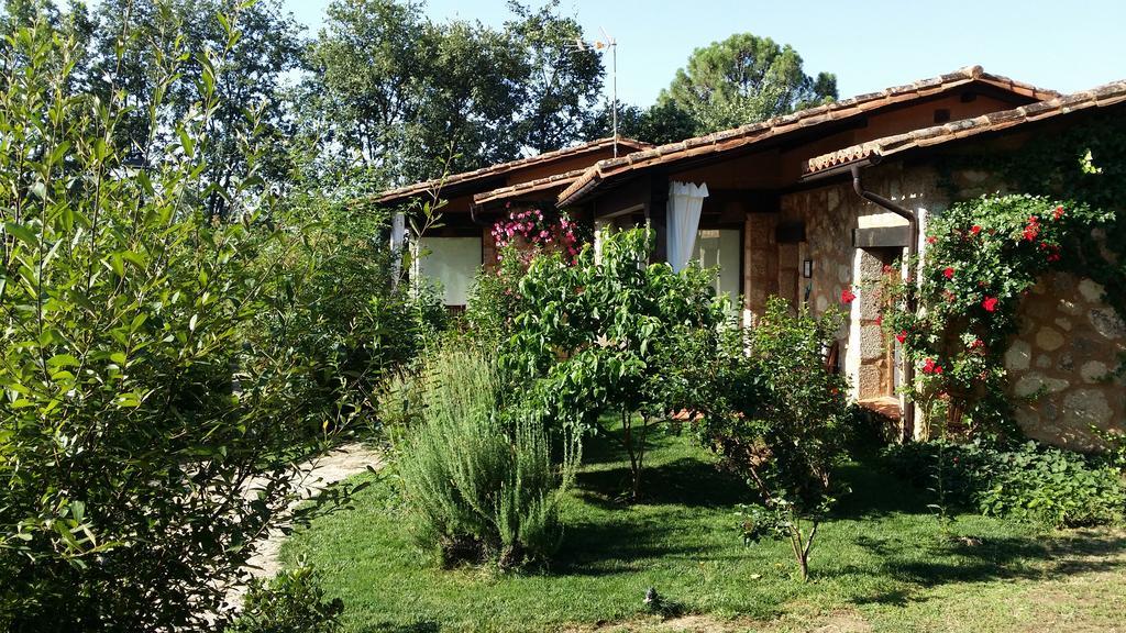 Apartamentos El Roble Valverde de la Vera Ngoại thất bức ảnh