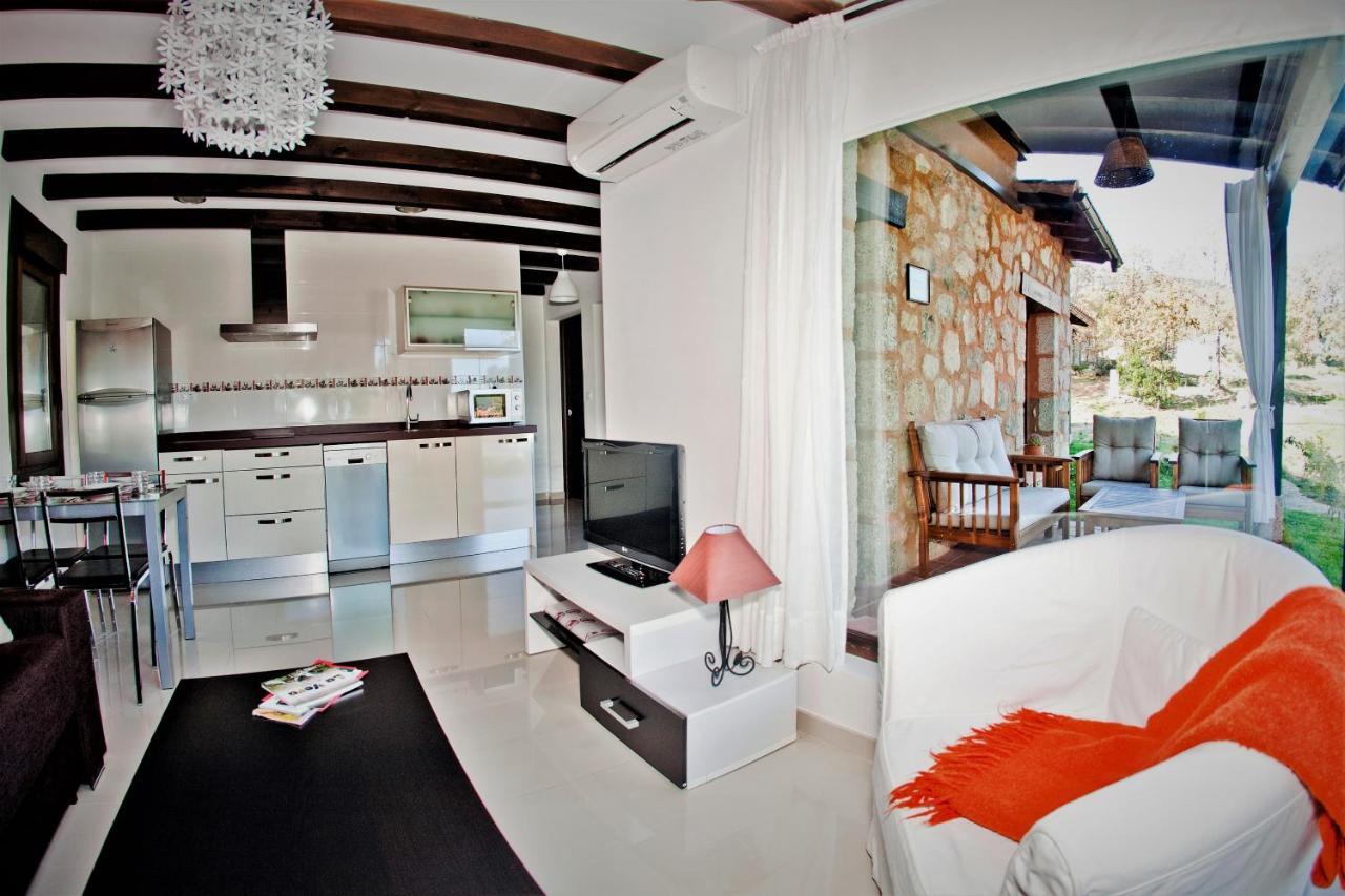 Apartamentos El Roble Valverde de la Vera Ngoại thất bức ảnh
