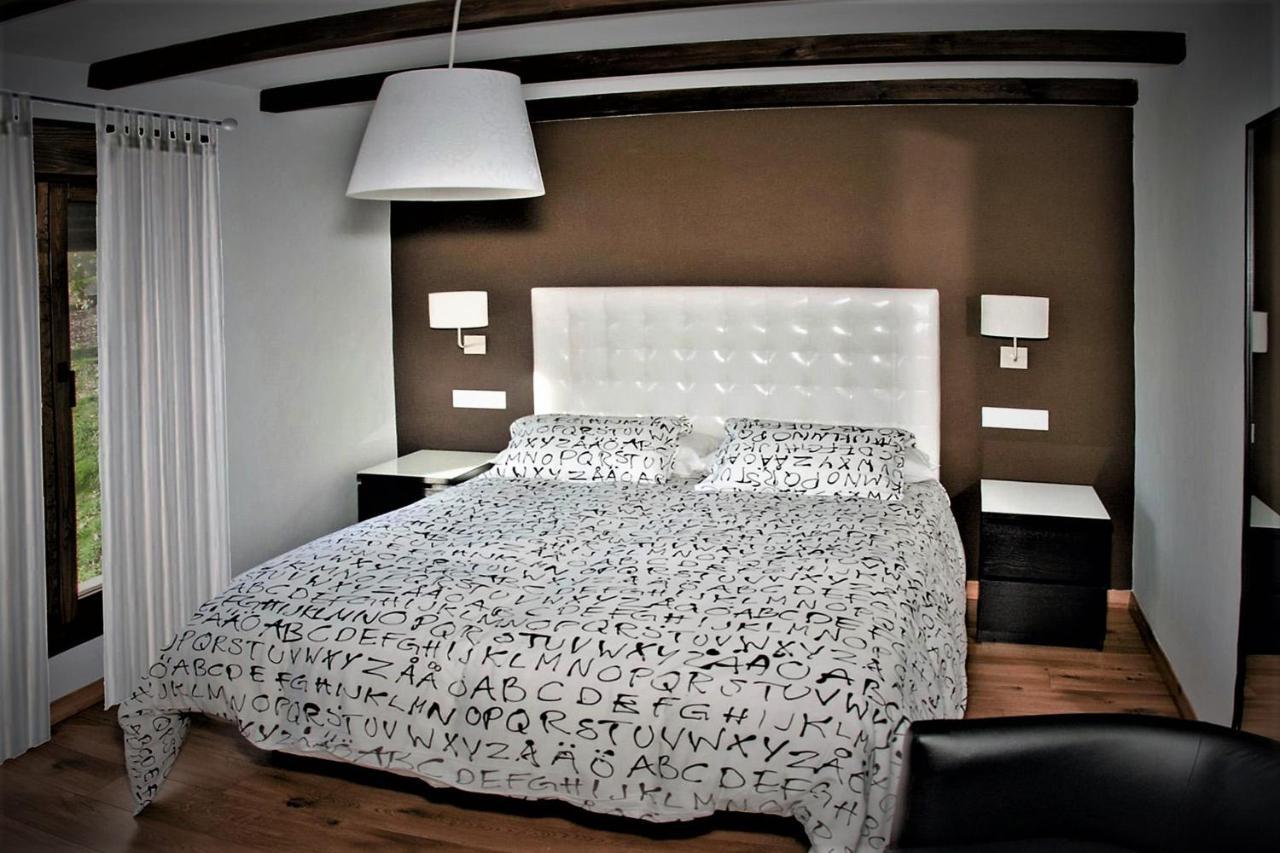 Apartamentos El Roble Valverde de la Vera Ngoại thất bức ảnh