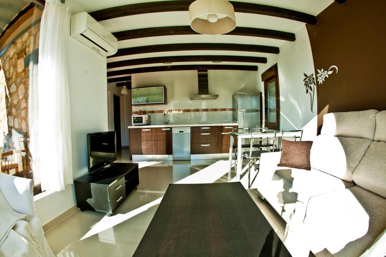 Apartamentos El Roble Valverde de la Vera Ngoại thất bức ảnh