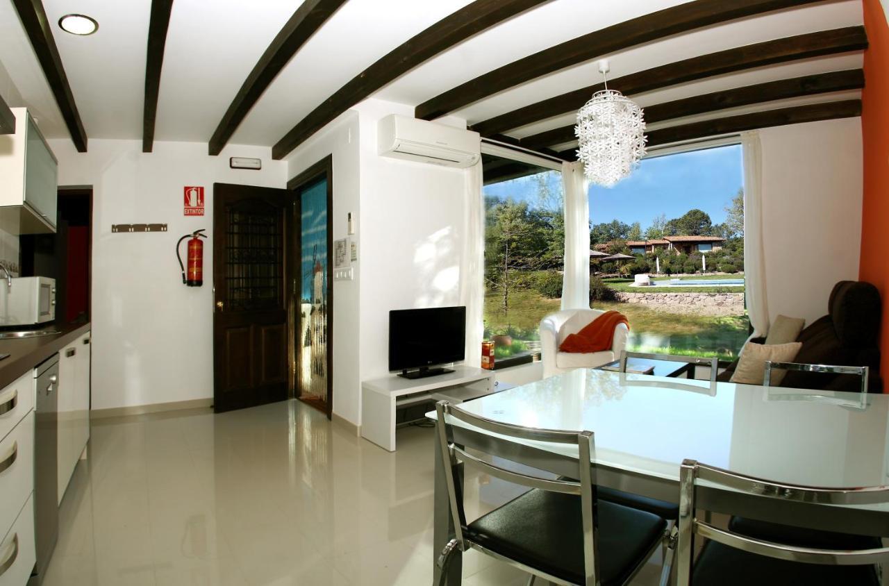 Apartamentos El Roble Valverde de la Vera Ngoại thất bức ảnh